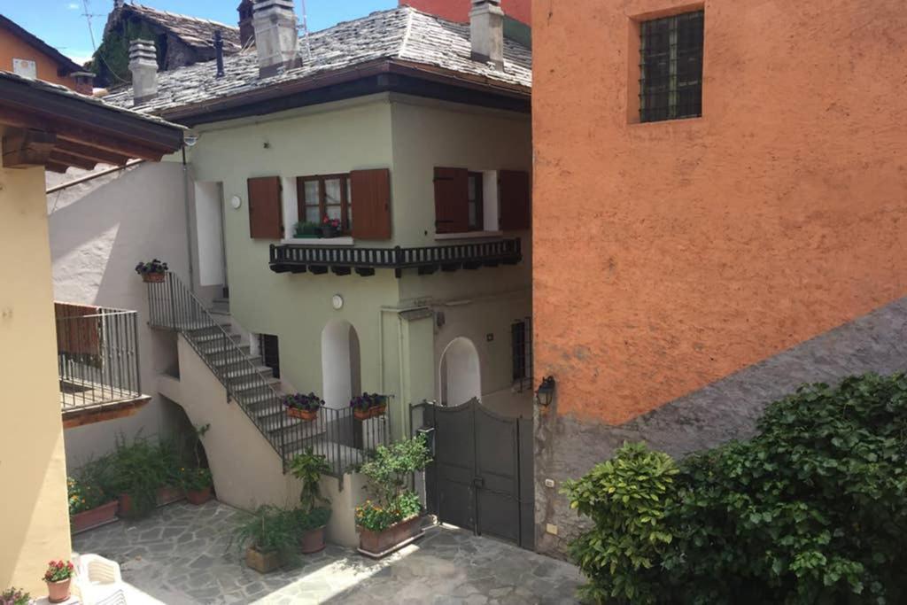 Apartmán Aubert 64 Aosta Exteriér fotografie